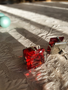 Серьги (3 фото из 3)