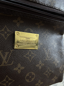 Сумка Louis Vuitton (2 фото из 4)