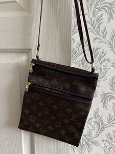 Сумка Louis Vuitton (4 фото из 4)