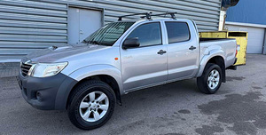 Toyota Land Cruiser Hilux 4-Runner R17 valuveljed rehvidega (5 foto / 5)