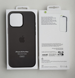 Apple iPhone 16 Pro Max Silicone Case with Magsafe (2 foto / 10)