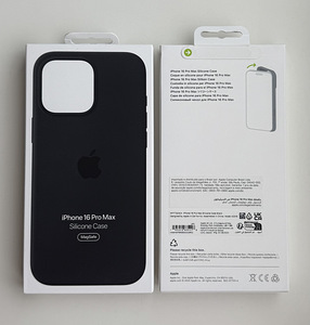 Apple iPhone 16 Pro Max Silicone Case with Magsafe (4 foto / 10)