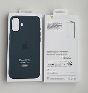 Apple iPhone 16 Plus Silicone Case with Magsafe (7 foto / 7)