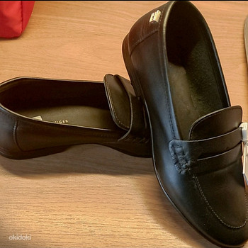 Müüa uued Tommy Hilfiger kingad