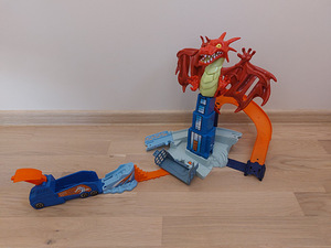 HOT WHEELS City Dragon Blast DWL04 (1 foto / 2)