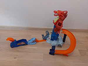 HOT WHEELS City Dragon Blast DWL04 (2 foto / 2)