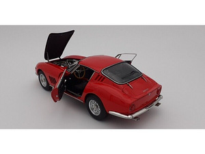 CMC 1/18 Ferrari 275 GTB/C 1966 Red #M-210 NEW (5 foto / 10)