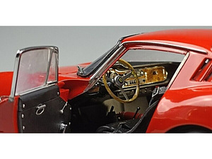 CMC 1/18 Ferrari 275 GTB/C 1966 Red #M-210 NEW (6 foto / 10)