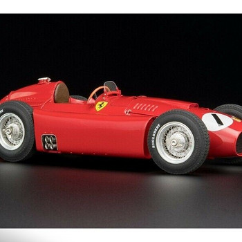 CMC 1:18 Ferrari D50 1956 GP England No.1 Fangio #M-197 NEW