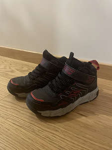 Кроссовки Skechers для мальчиков, размер 30 (1 фото из 3)