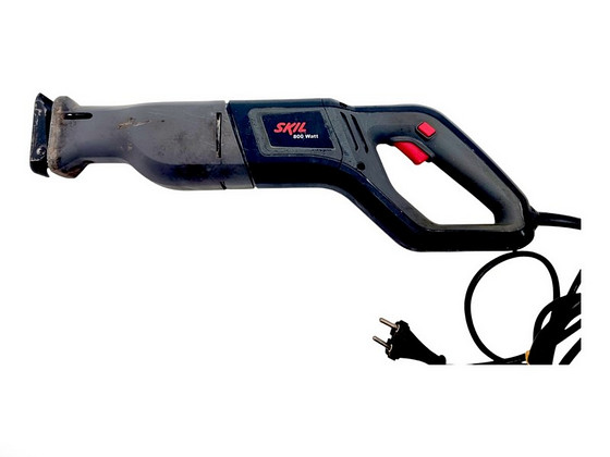 Сабельная пила Skil 1064 P03