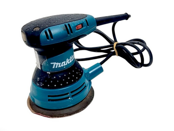 Экцентриковая шлифовальная машина Makita BO5031 P03