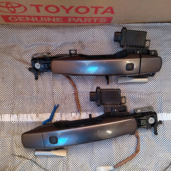 Land Cruiser 200 6921060100B1 6921760120B1 6920160040