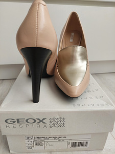 Туфли Geox (1 фото из 3)