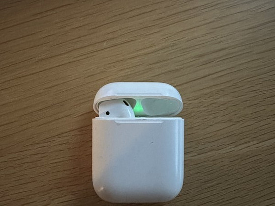 AirPods 2gen (a2031) наушник (левый)+чехол