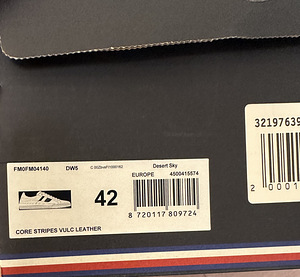 Кроссовки Tommy Hilfiger 42 новые (4 фото из 4)