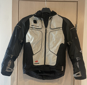Naiste moto jope (1 foto / 8)