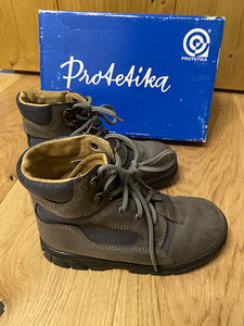 Ортопедические ботинки 30 размер (1 фото из 5)