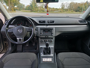 VW Passat 2.0 103KW (7 foto / 12)