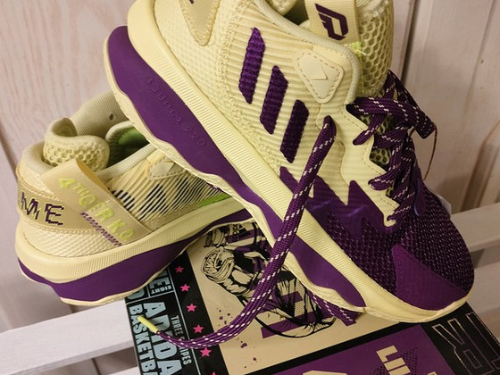 Кроссовки детские Adidas 36 новые