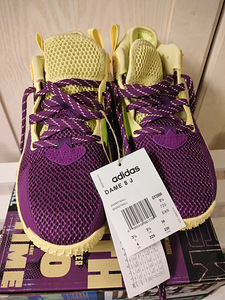 Кроссовки детские Adidas 36 новые (2 фото из 5)