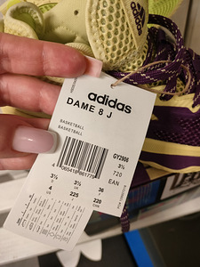 Кроссовки детские Adidas 36 новые (4 фото из 5)
