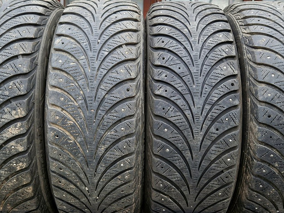 R15 Goodyear naastrehvid 195/65/15 - paigaldus