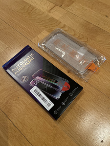 iPhone - защитное стекло (1 фото из 1)