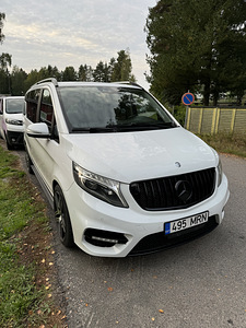 Mercedes Benz V220 (4 фото из 13)