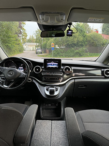 Mercedes Benz V220 (13 фото из 13)