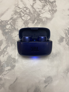 Наушники jbl live300tws (2 фото из 3)