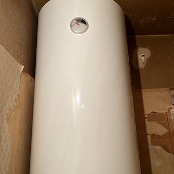SOOJUSVAHETIGA ELEKTRIBOILER ARISTON PRO R 100L VERTIKAALNE