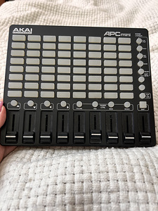 Pioneer CDJ 350 (4 фото из 5)