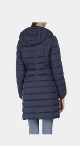 Продам женскую куртку Tommy Jeans (новая) осень/весна (5 фото из 7)