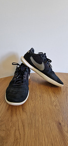 Качественные кожаные футбольные бутсы NIKE Street Gato (2 фото из 5)