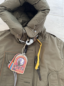 Новый Parajumpers XS (6 фото из 6)