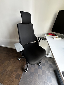 Ergonoomiline lauatool (3 foto / 3)
