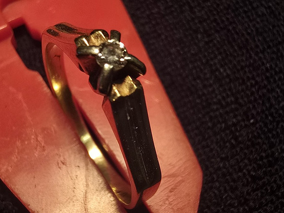Kuld sõrmus teemandiga 585 proov (№L1069)
