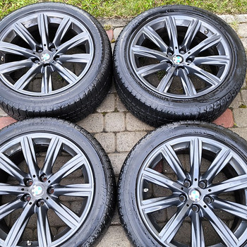 4 x BMW 18" / 5 x 112 / 8J / ET30 / H2 IS30 + 245/45