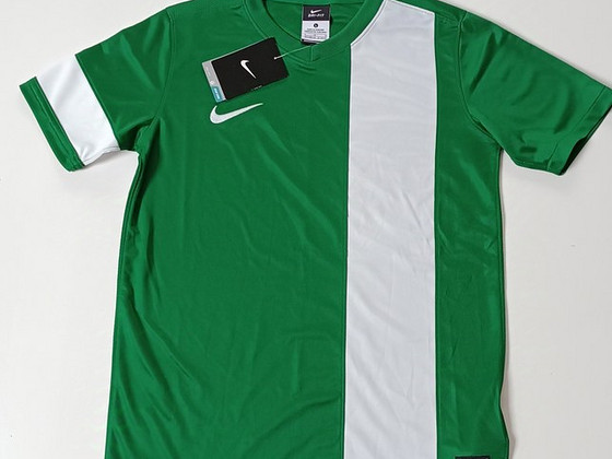 Nike dri-fit спортивная футболка размер: 147-158