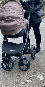Vähekasutatud lapsekäru (1 foto / 3)