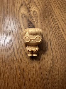 Kinder Joy Harry Potter gold (1 foto / 1)