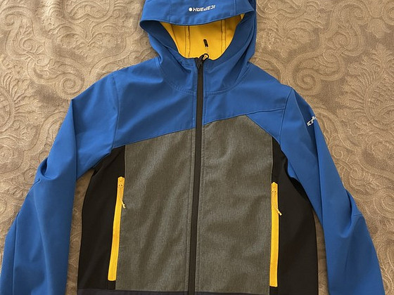 Куртка Icepeack размер 140