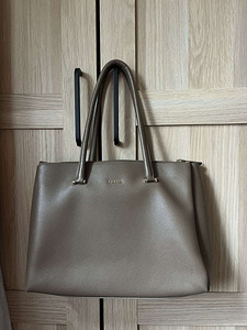 Furla (1 foto / 3)