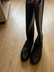 Кожаные сапоги, р.36 (1 фото из 4)