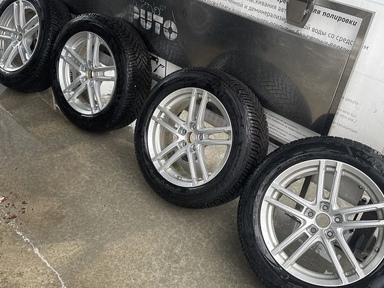 18-дюймовые диски + Goodyear UltraGrip Ice 3