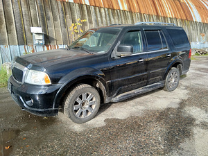 Lincoln Navigator varuosadeks (1 foto / 10)