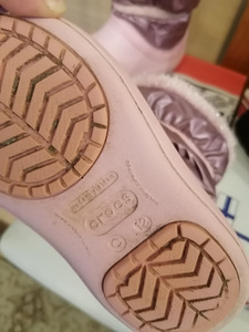 Куртка 134 и crocs c12 (3 фото из 3)
