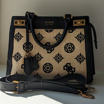 Kott Guess