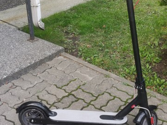 Продаётся электросамокат Xiaomi 2.